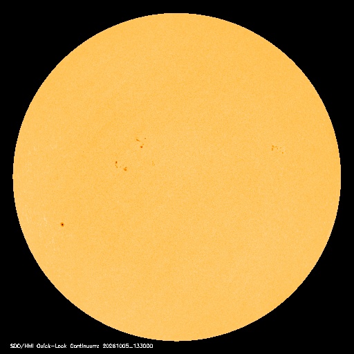 SDO · HMI Continuum — Visible photosphere & sunspots
