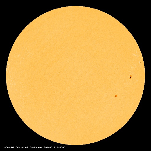 SDO · HMI Continuum — Visible photosphere & sunspots