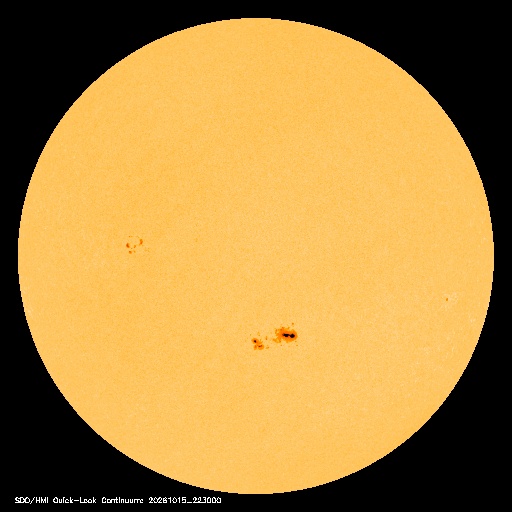 SDO · HMI Continuum — Visible photosphere & sunspots
