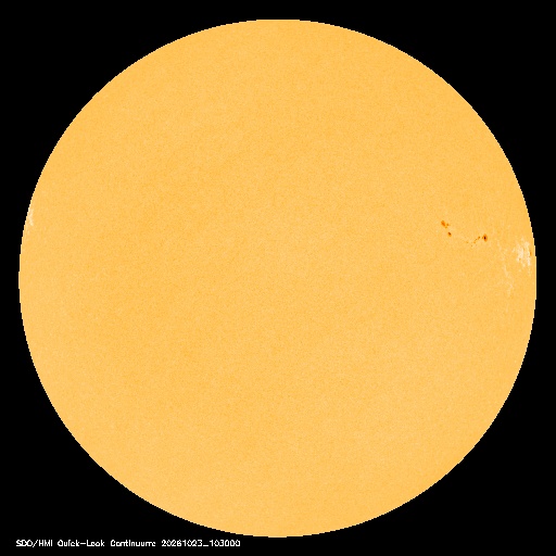SDO · HMI Continuum — Visible photosphere & sunspots